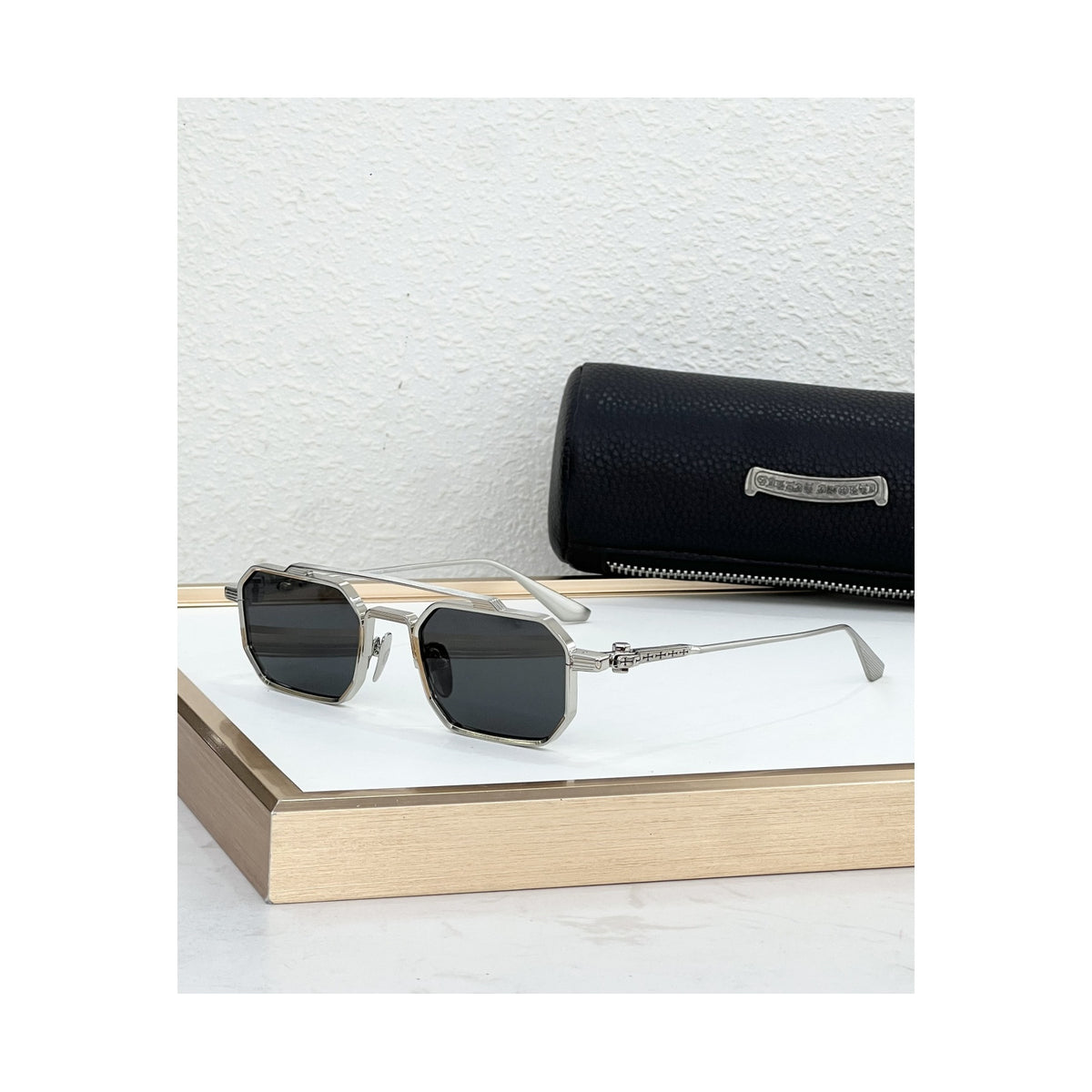 Óculos de Sol Chrome Hearts Rump - variante prata com lente preta