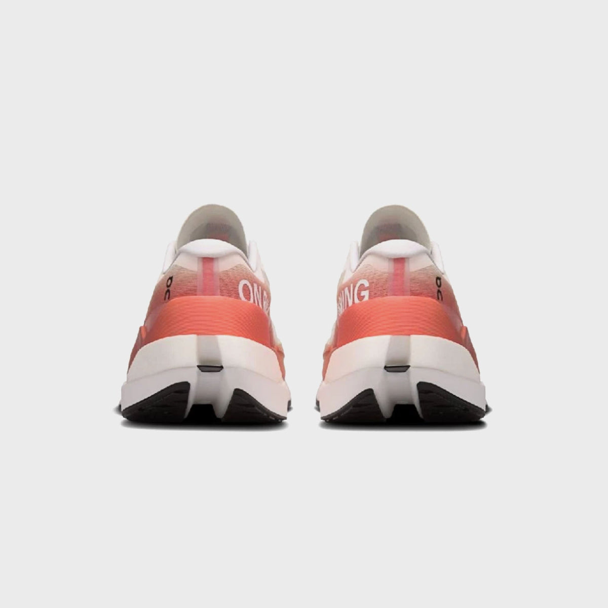 On Running Cloudboom Max - White / Reef