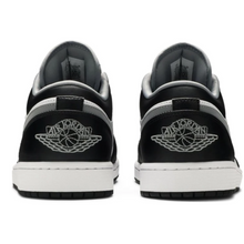 Tênis – Air Jordan 1 Low Black Medium Grey