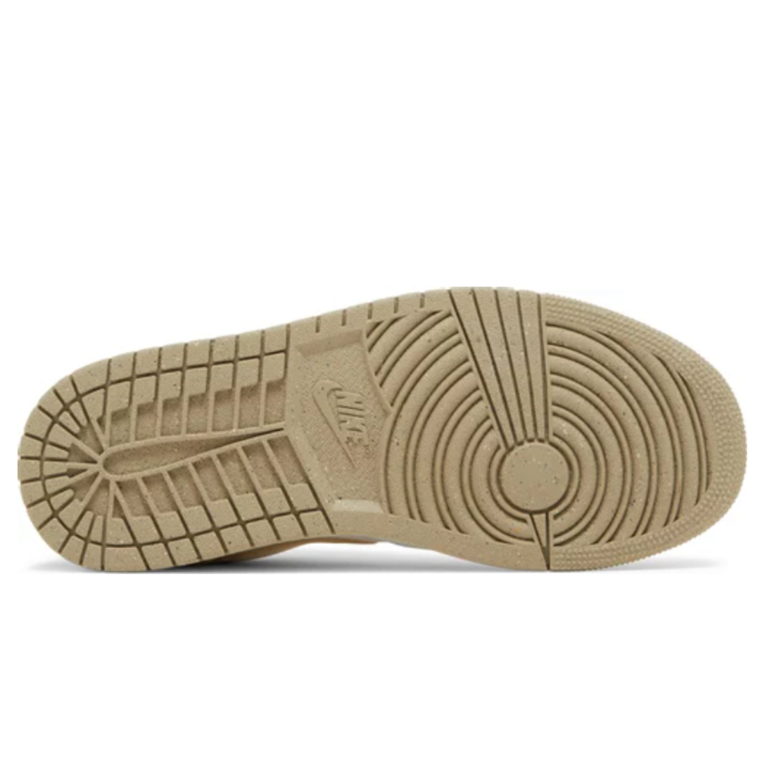 Air Jordan 1 Low SE – Team Gold