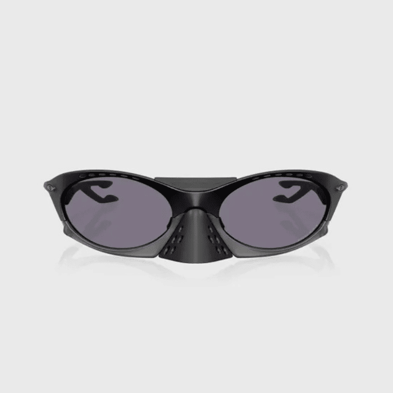 Óculos de Sol Oakley Plantaris Preto/Cinza - imagem 2