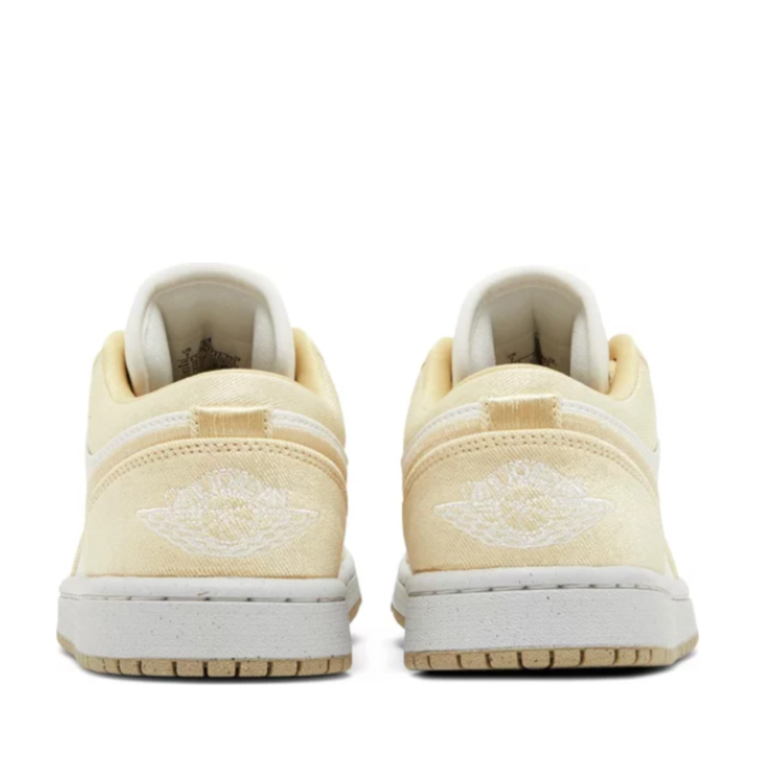 Air Jordan 1 Low SE – Team Gold