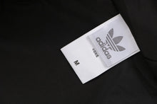 Jaqueta Adidas Originals 03 Gothic Black Silver - detalhe adicional