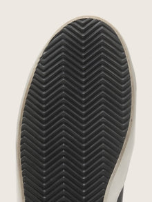Golden Goose Super-Star All Black - acabamento