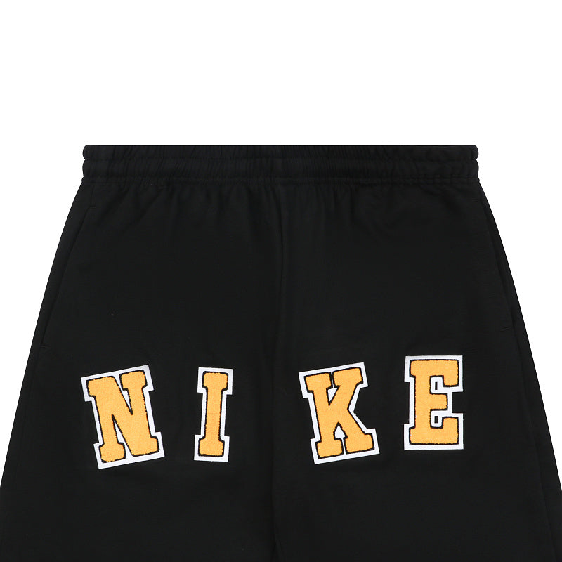Shorts Nike Bordado Preta/Laranja
