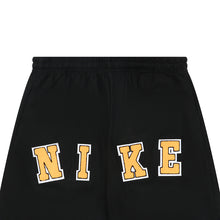 Shorts Nike Bordado Preta/Laranja