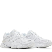 Tênis – New Balance 9060 'Triple White'