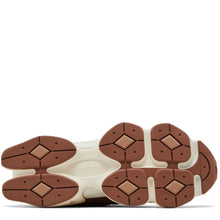 Tênis – New Balance 9060 'Rich Oak Timberwolf'