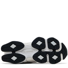 Tênis – New Balance 9060 'White Black Metallic Silver'