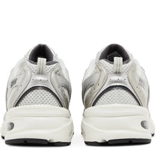 New Balance 530 – Grey Matter Silver Metallic
