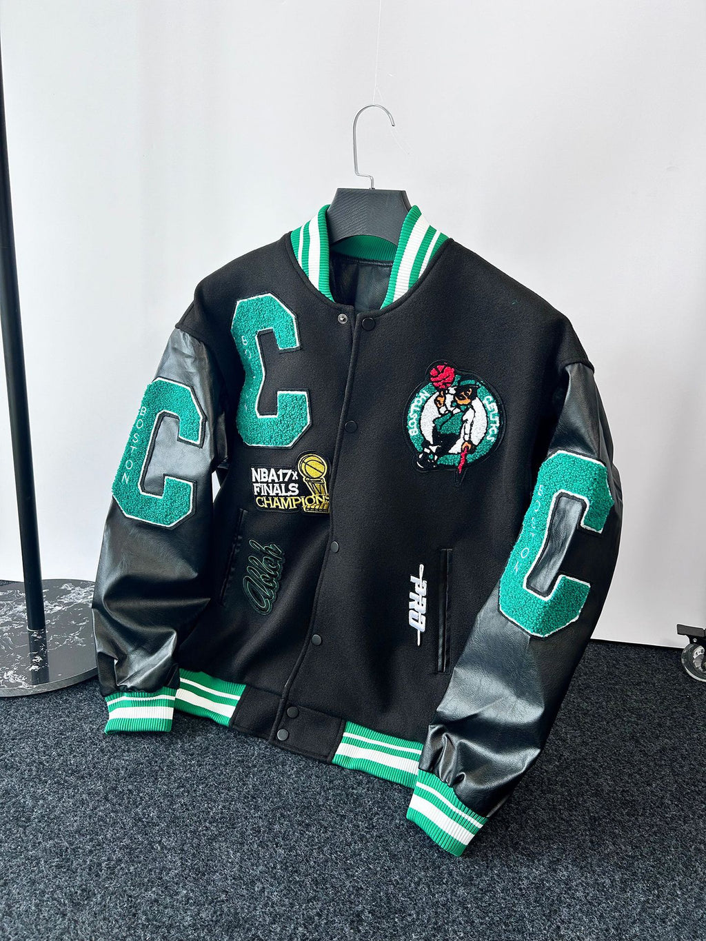 Jaqueta College Boston Celtics | Estilo Varsity Oversized