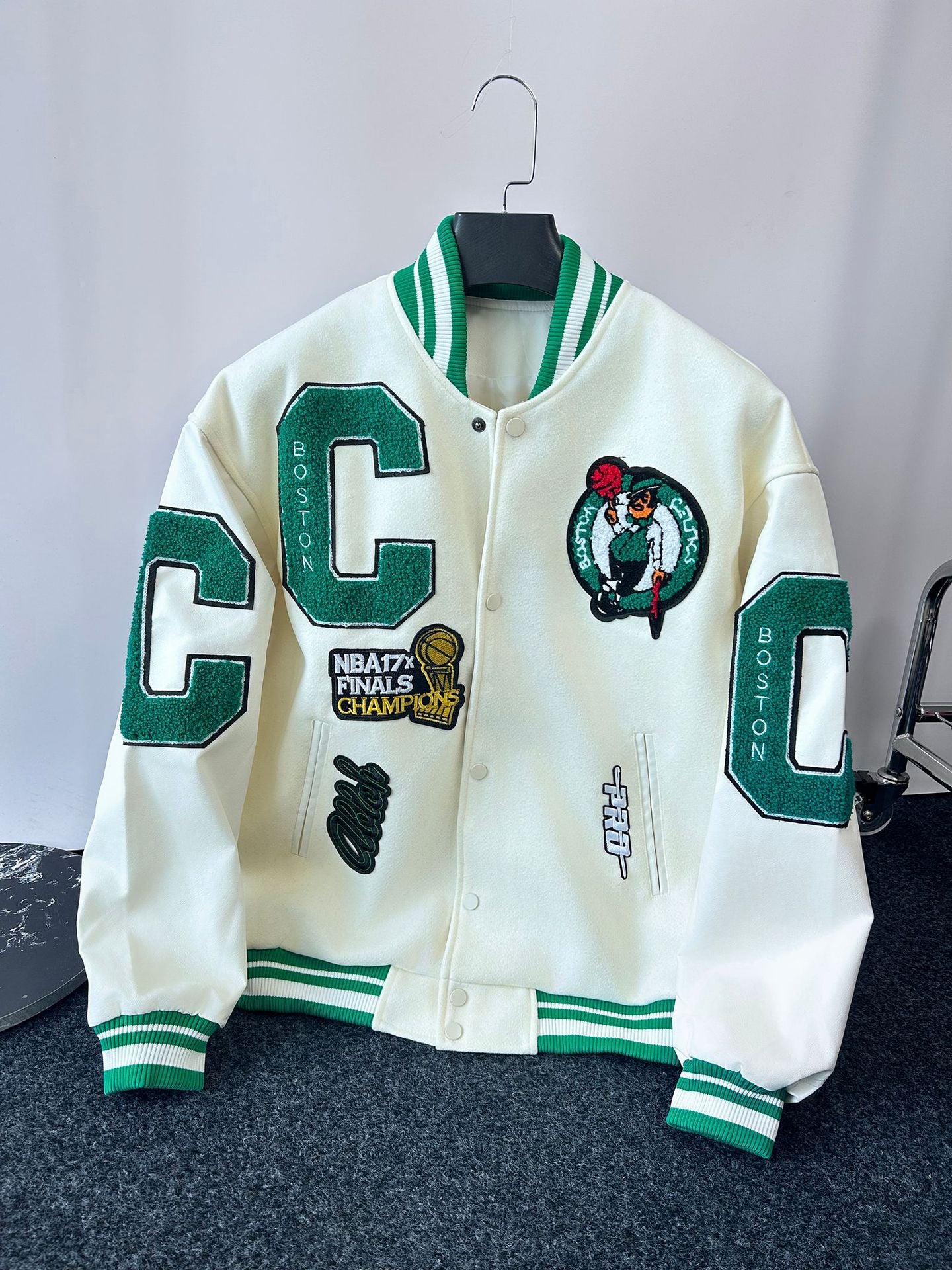Jaqueta College Boston Celtics | Estilo Varsity Oversized
