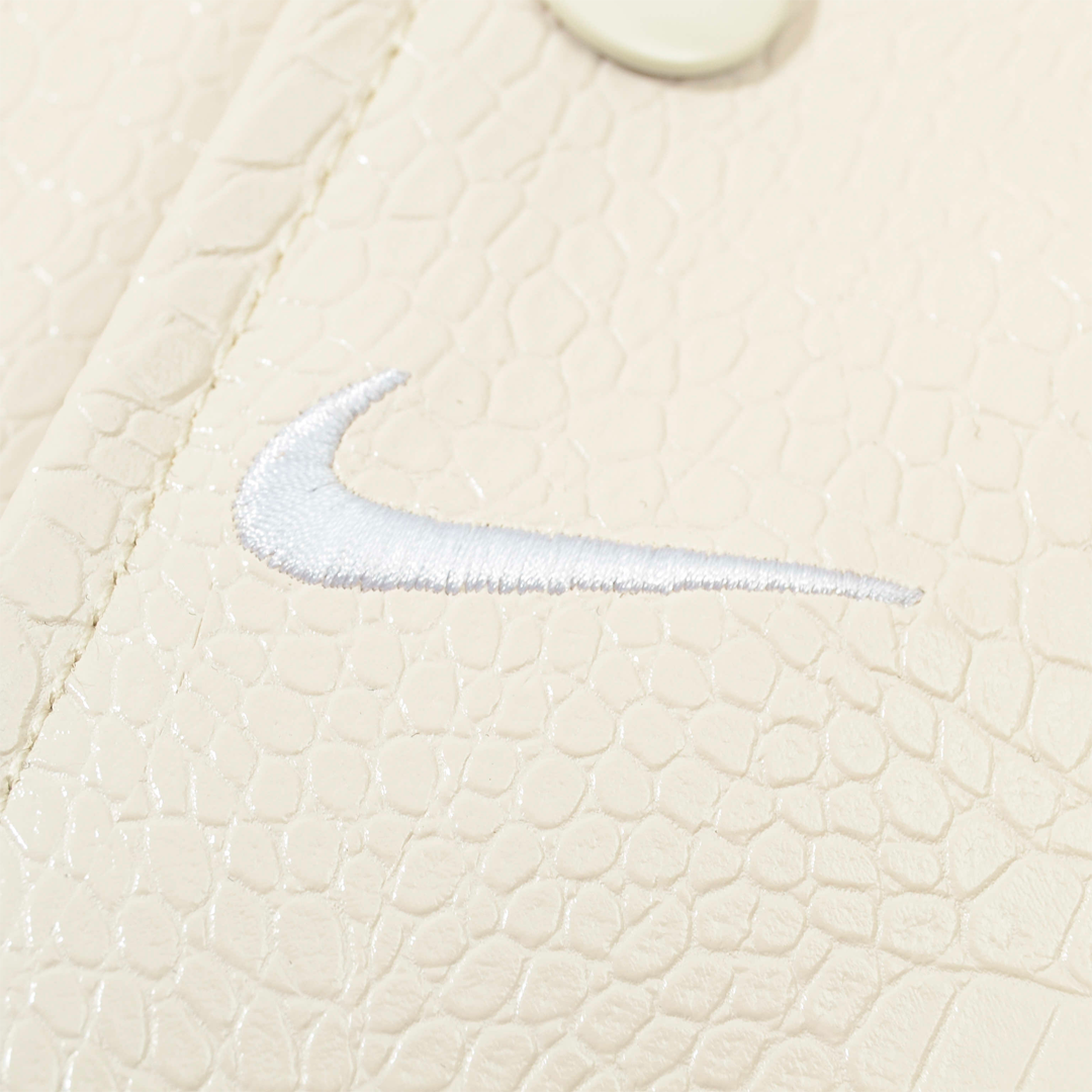 Jaqueta Nike x Supreme Varsity Leather Off White