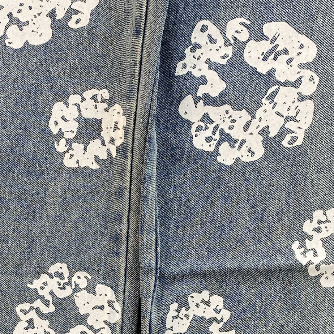 Calça Jeans Denim Tears Cotton Wreath Light Wash Azul - imagem 3