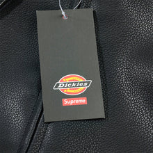 Jaqueta Supreme x Dickies