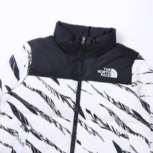 Jaqueta The North Face Nuptse Pattern Zebra