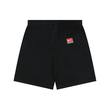 Shorts Nike Bordado Preta/Laranja