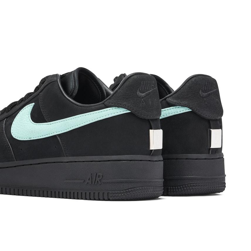 Nike Air Force 1 Low x Tiffany & Co. — Tiffany Blue