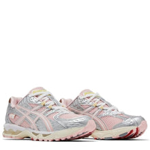 Tênis – VANDYTHEPINK x atmos x ASICS GEL-NIMBUS 10.1 'Strawberry'