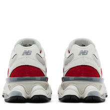 Tênis New Balance 9060 Reflection True Red