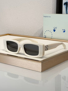 Off-White Arthur Sunglasses — White