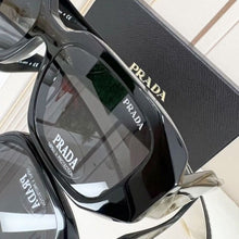 Óculos de Sol Prada PR 17WS Preto - imagem 3