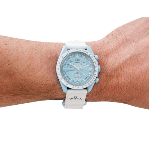 Relógio Omega x Swatch Moonswatch Mission To Uranus Quartzo Azul Bebê 42mm SO33L100 - Clock Society