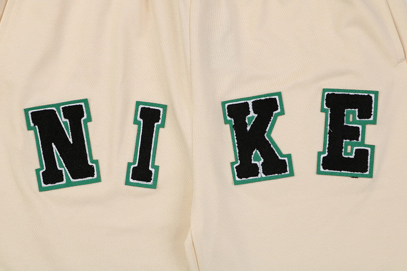 Shorts Nike Bordado — Bege/Verde