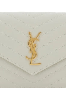 Saint Laurent Cassandre Envelope Chevron - detalhe monograma YSL