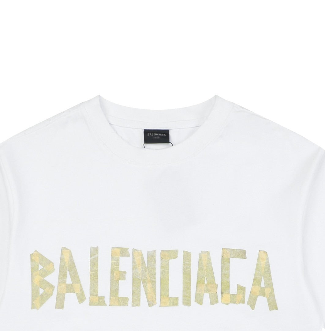 Balenciaga Tape Type T-Shirt Gold - detalhe estampa frontal