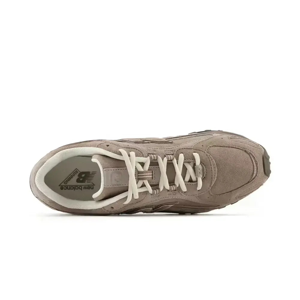 New Balance 204L "Mushroom" Marrom