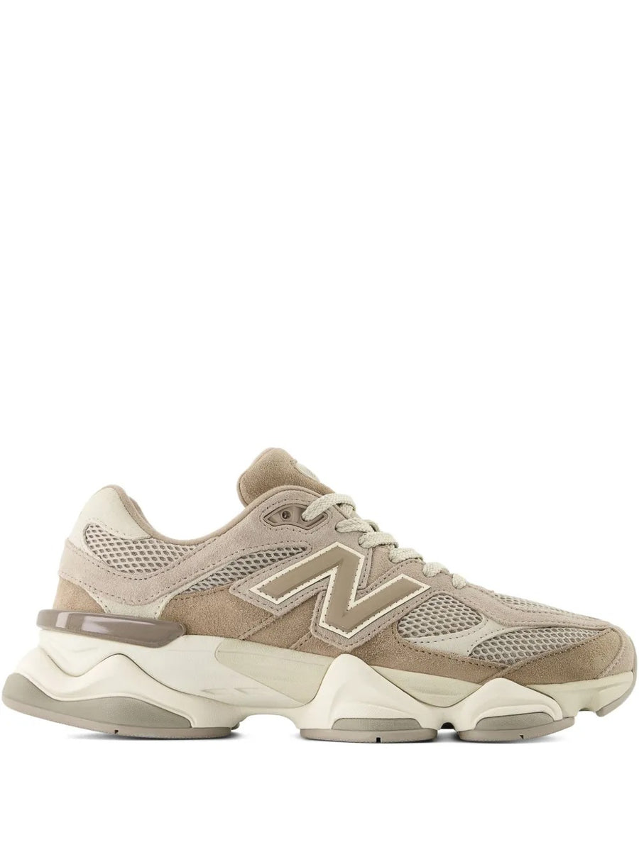 New Balance 9060 Mushroom Timberwolf - lateral esquerda