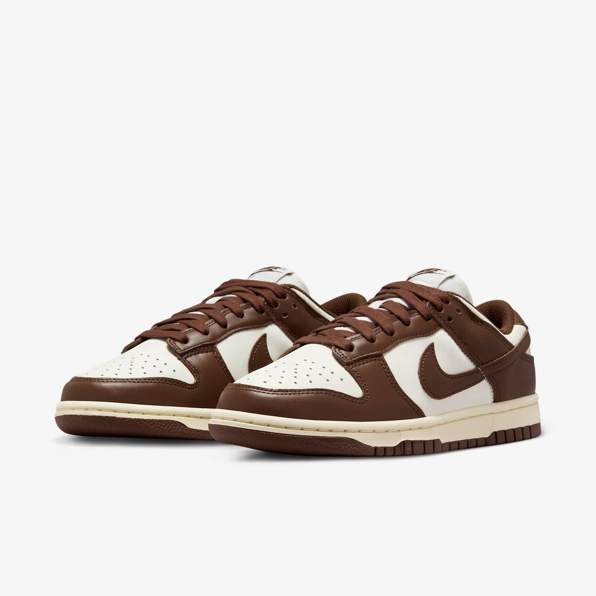 Nike Dunk Low Cacao Wow - Detalhe bico lateral