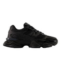 New Balance 9060R All Black – lateral direita ângulo