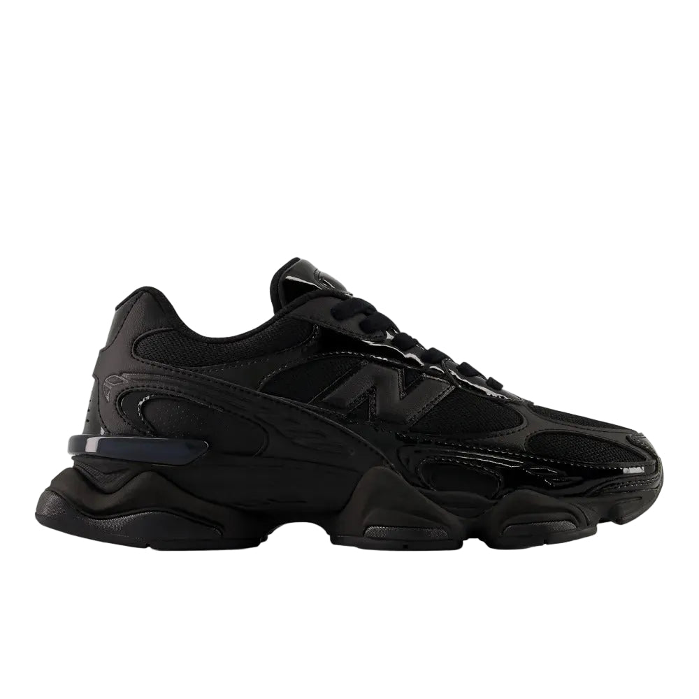 New Balance 9060R All Black – lateral direita ângulo