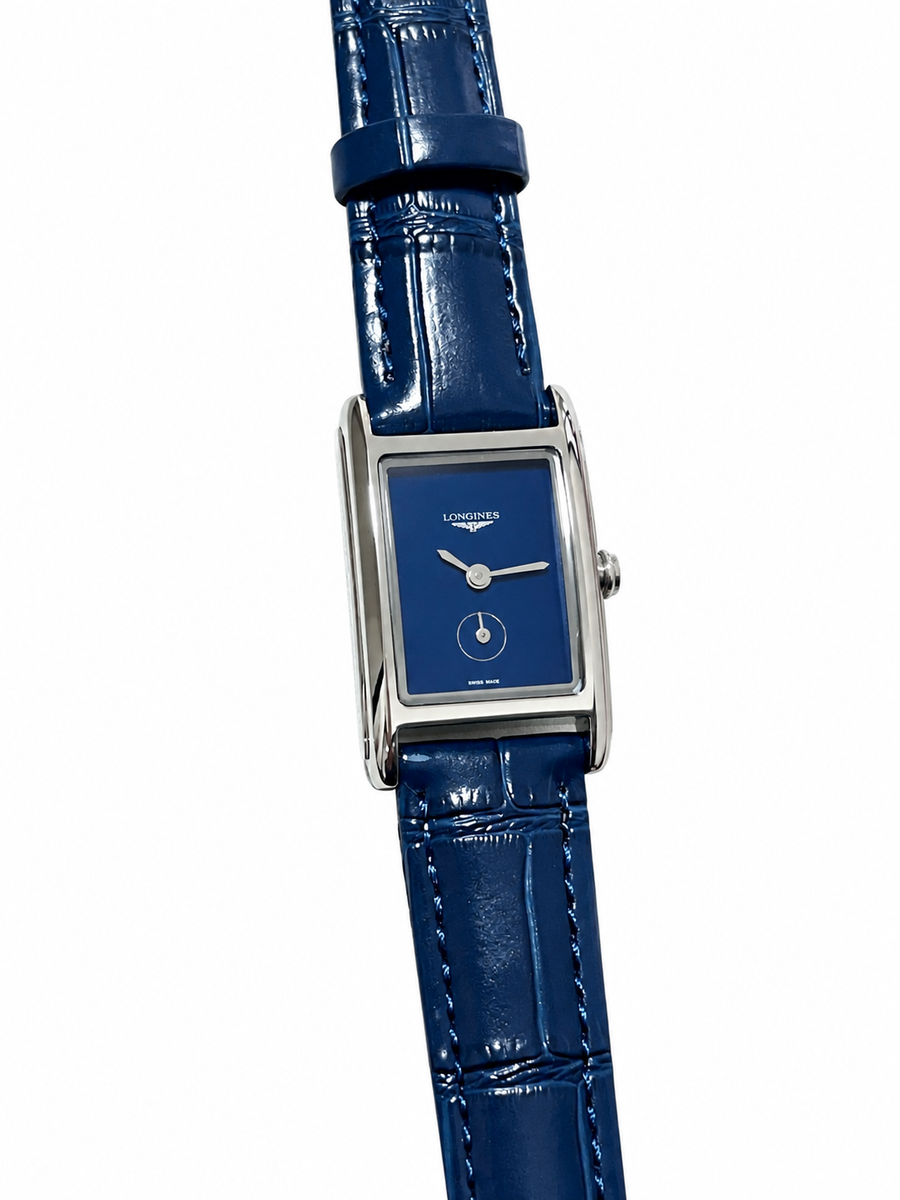 Relógio Longines Retangular Azul — vista frontal — fundo branco