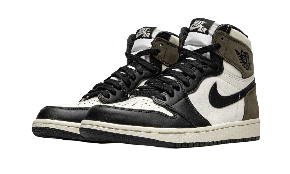 Air Jordan 1 Retro High "Dark Mocha"