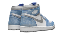 Air Jordan 1 Retro High "Hyper Royal"