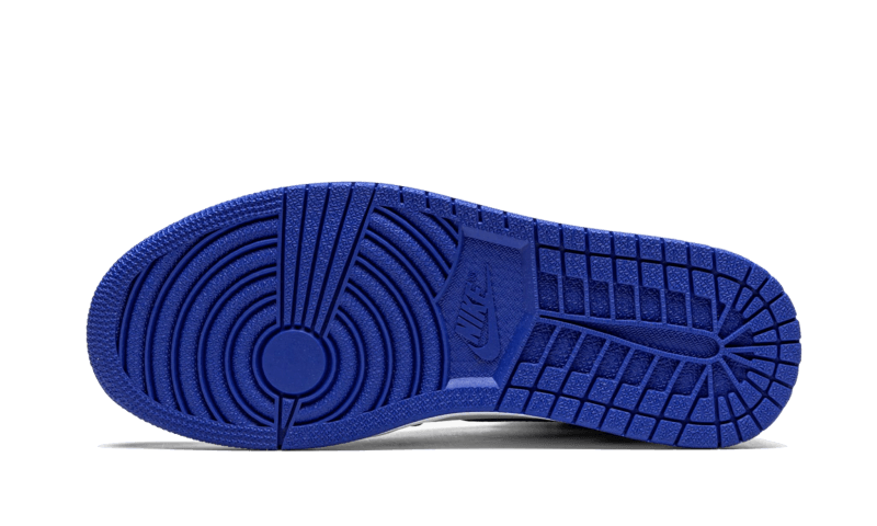 Air Jordan 1 Retro High "Royal Toe"