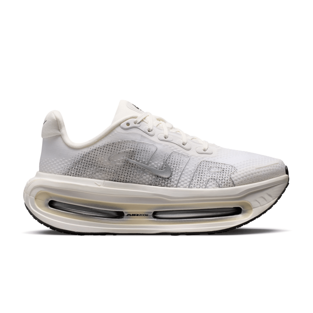 Nike Vomero Premium Summit White Metallic Silver Sail IQ8102-101 imagem 1