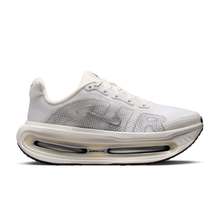 Nike Vomero Premium Summit White Metallic Silver Sail IQ8102-101 imagem 1