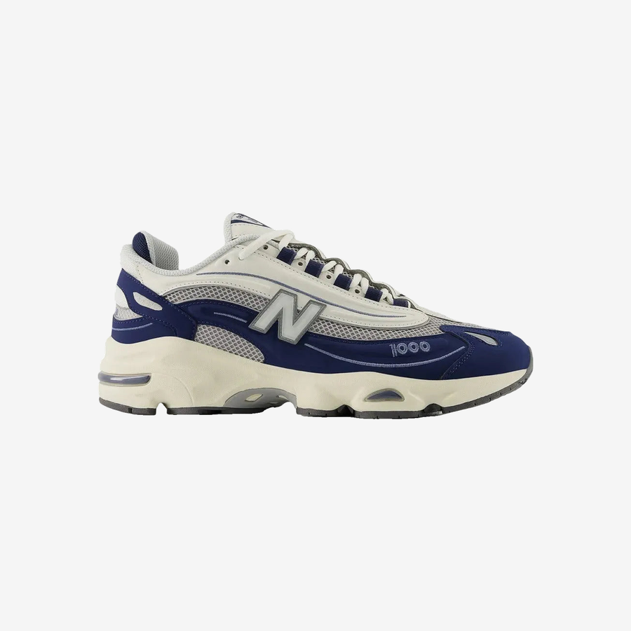 New Balance 1000 – Navy/Cream — imagem de card KOA