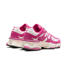 New Balance 9060 Pink - perspectiva traseira
