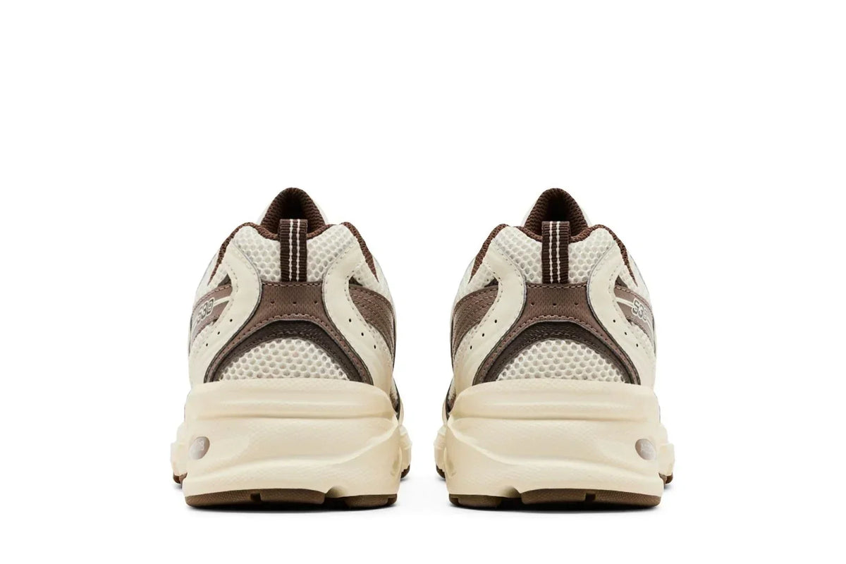 Tênis New Balance 530 Turtledove Mushroom Mesh Bege vista superior