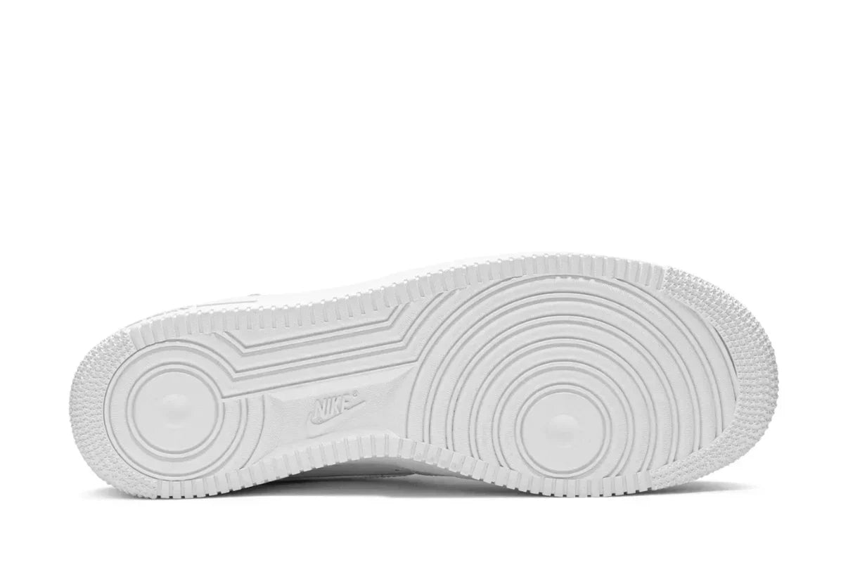 Tênis Nike Air Force 1 Low x Supreme White Branco detalhe do material