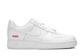 Tênis Nike Air Force 1 Low x Supreme White Branco vista superior
