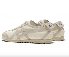 Tênis Onitsuka Tiger Mexico 66 SD Cream Birch Bege detalhe do solado